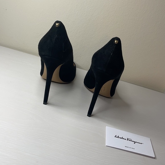 Salvatore Ferragamo Black Suede Heels 10B - Picture 4 of 5